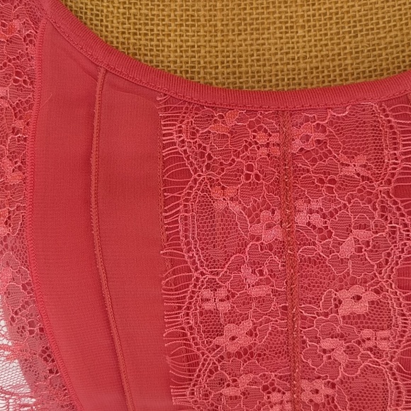 Lauren Conrad Lace Keyhole Salmon Tank Top Sz S - Picture 5 of 8